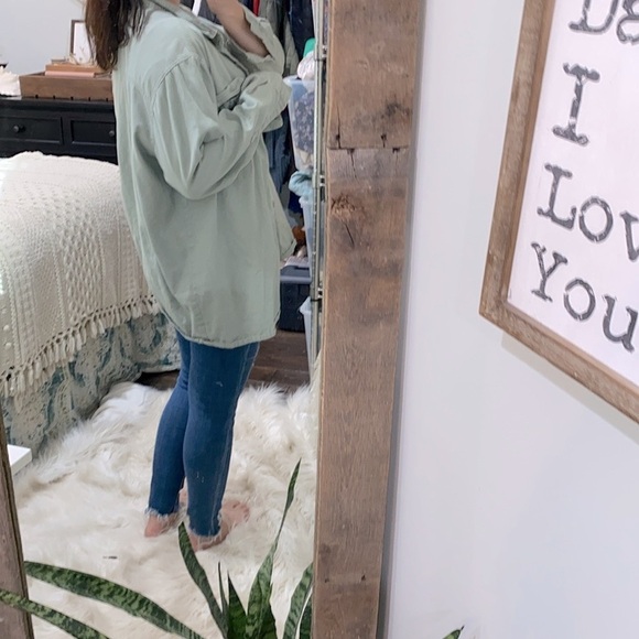 Green button down shirt size 18W - Picture 3 of 4